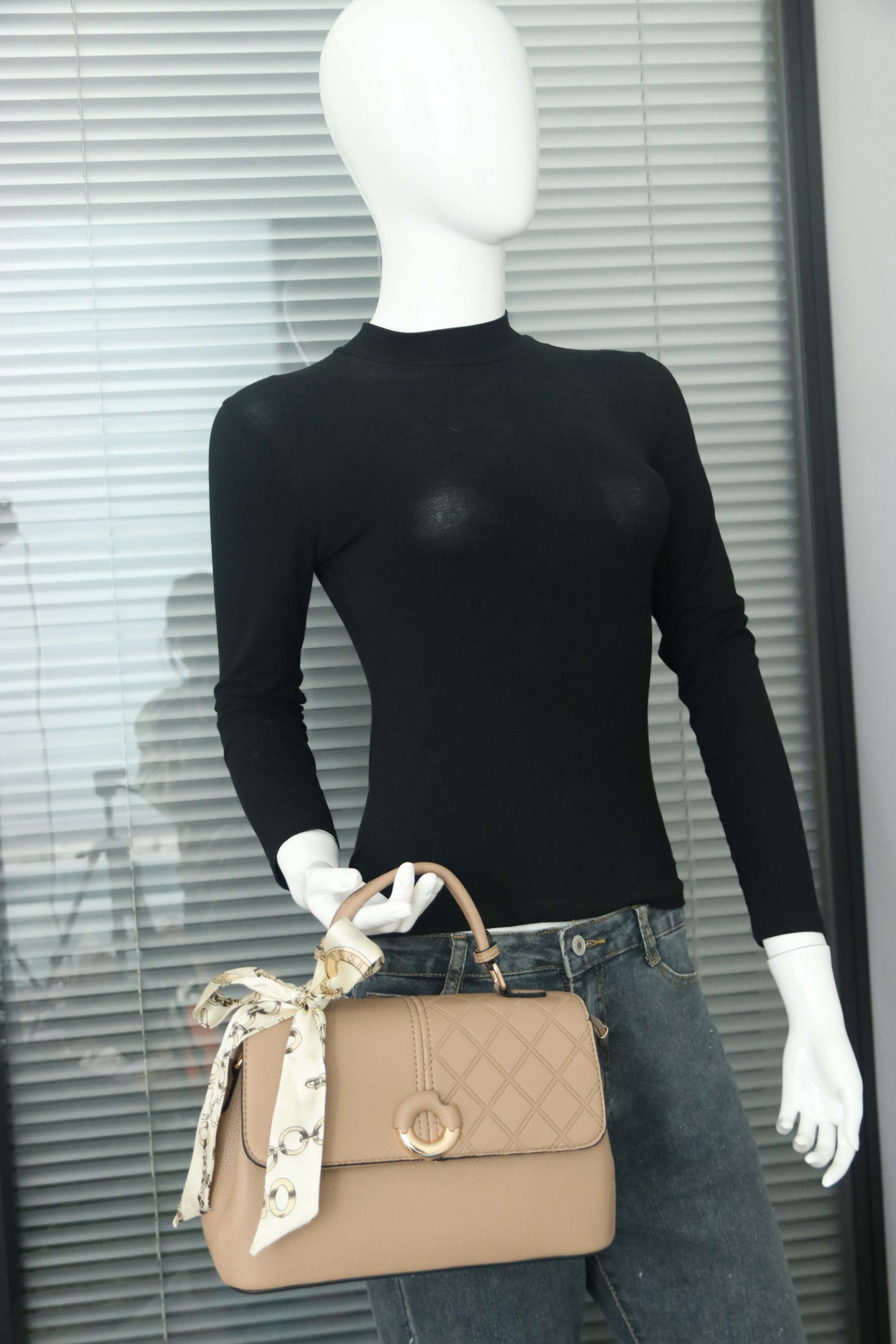 Crossbody C2467