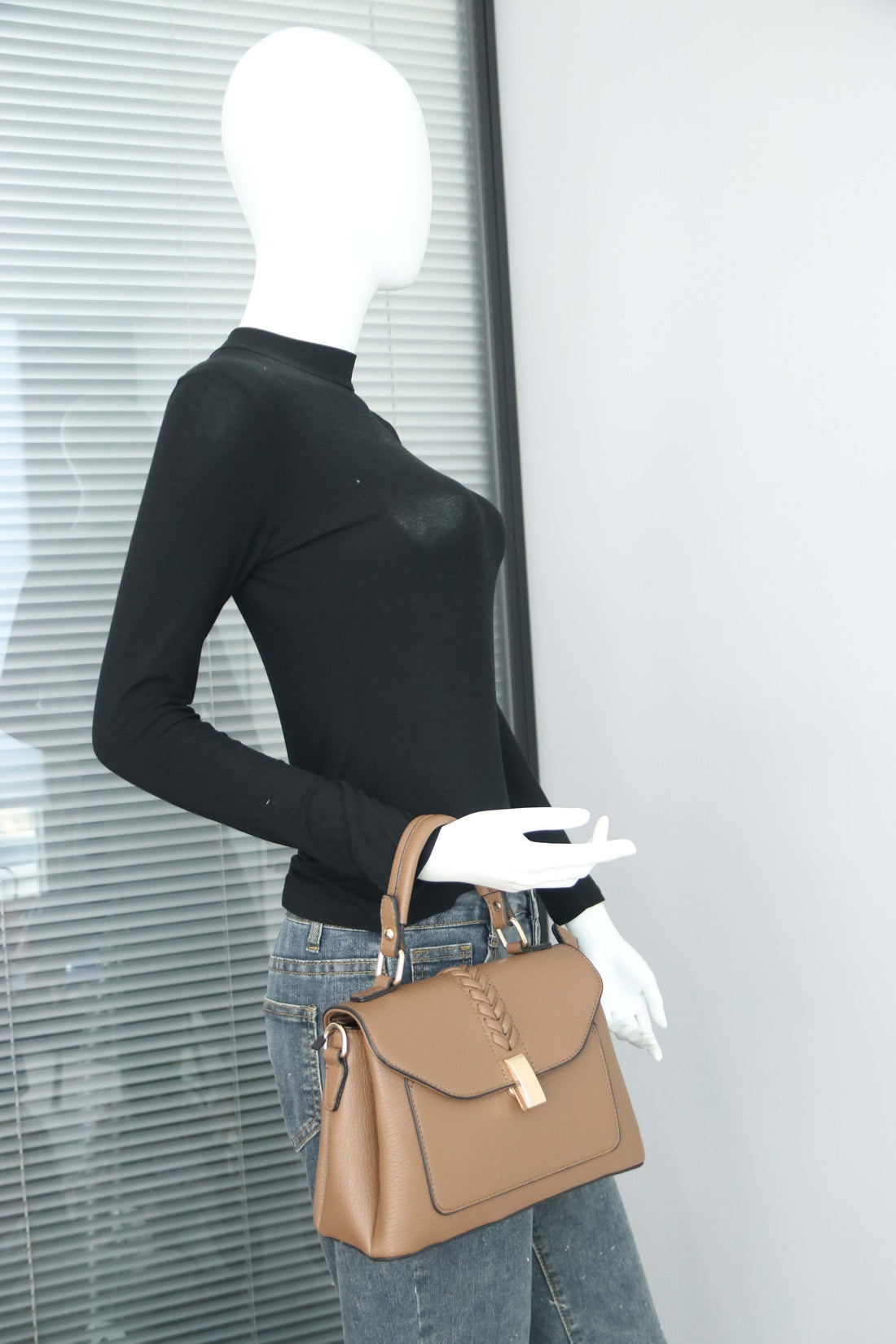 Crossbody C2469