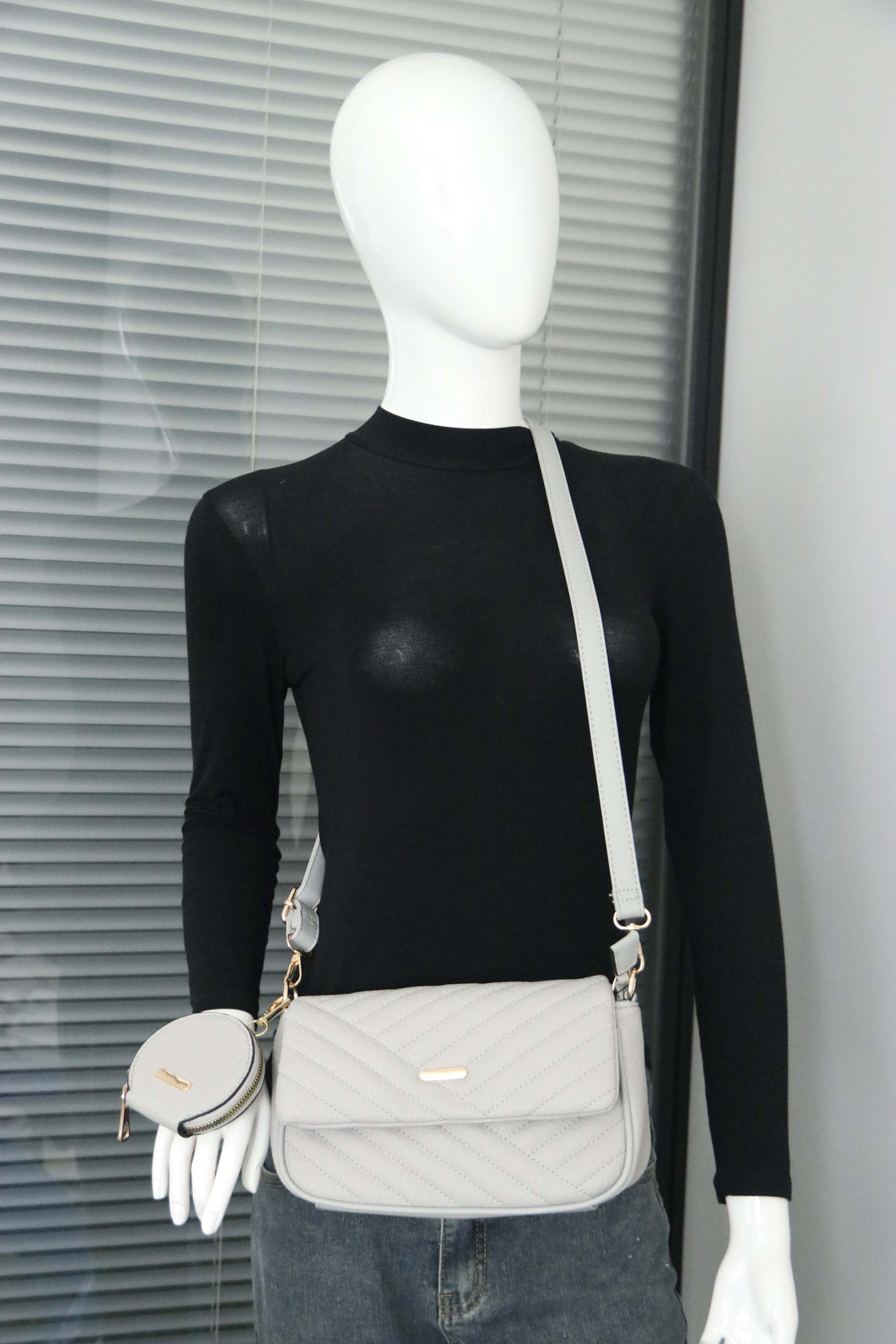 Crossbody C2470