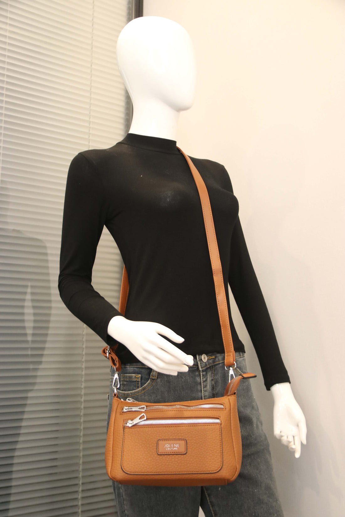 Crossbody C2477